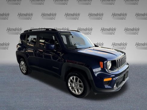 Used 2020 Jeep Renegade Latitude w/ Cold Weather Group AWD/4WD image 2