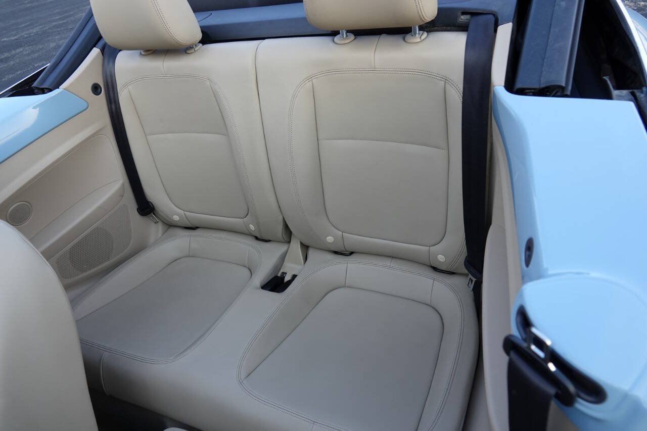 Used 2014 Volkswagen Beetle TDI FWD image 55