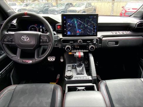 Used 2025 Toyota Tacoma TRD Pro image 15
