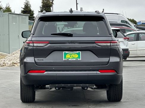 New 2026 Jeep Grand Cherokee 4WD image 5