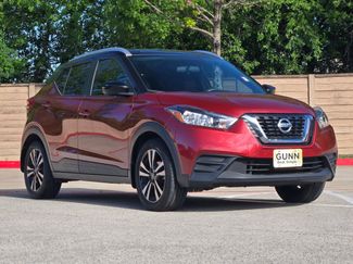 Used 2019 Nissan Kicks SV video 1