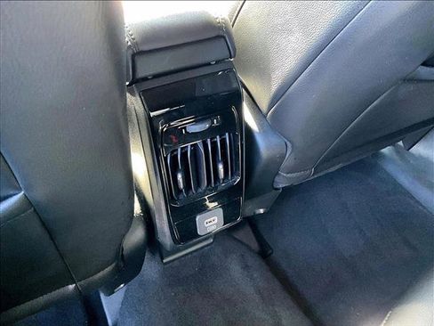 Used 2023 Jeep Compass Limited image 24