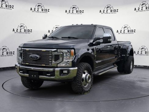 Used 2022 Ford F350 Lariat w/ Lariat Ultimate Package AWD/4WD image 3