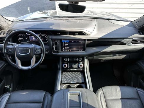 Used 2021 GMC Yukon Denali w/ Denali Ultimate Package image 14