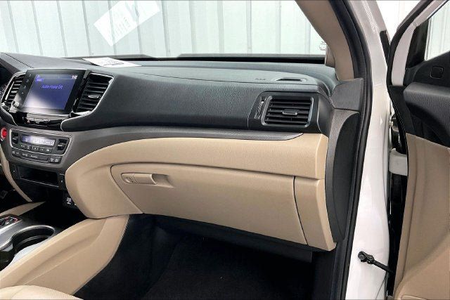 Certified 2022 Honda Ridgeline RTL image 18