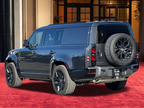 Used 2024 Land Rover Defender 130 Outbound image 4