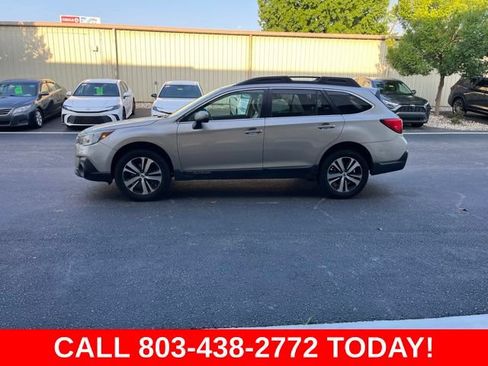 Used 2019 Subaru Outback 2.5i Limited AWD/4WD image 34