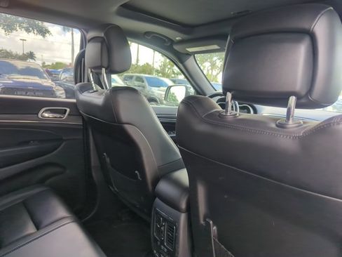 Certified 2020 Jeep Grand Cherokee Limited RWD image 17