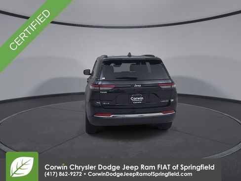 Used 2023 Jeep Grand Cherokee Laredo w/ Luxury Tech Group I AWD/4WD image 12
