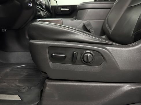Used 2019 GMC Sierra 1500 SLT image 35
