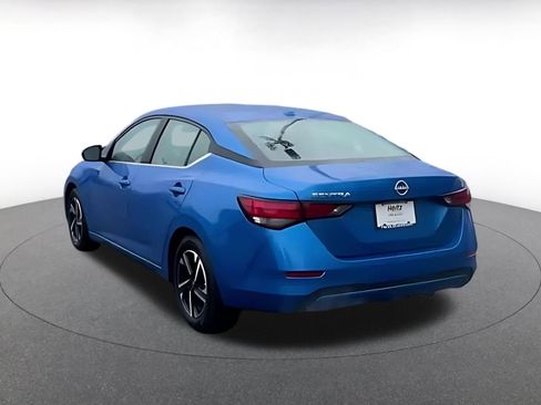 Used 2025 Nissan Sentra SV image 11