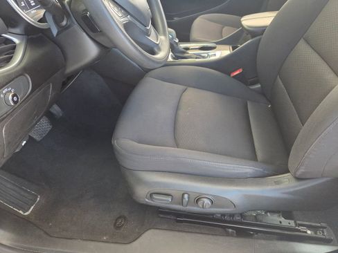 Used 2023 Chevrolet Malibu LT FWD image 14