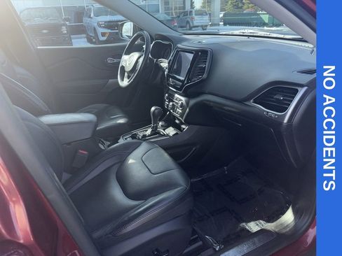 Used 2019 Jeep Cherokee Limited w/ Trailer Tow Group image 10