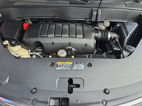 Used 2015 Chevrolet Traverse LT w/ Traveler's Package image 9