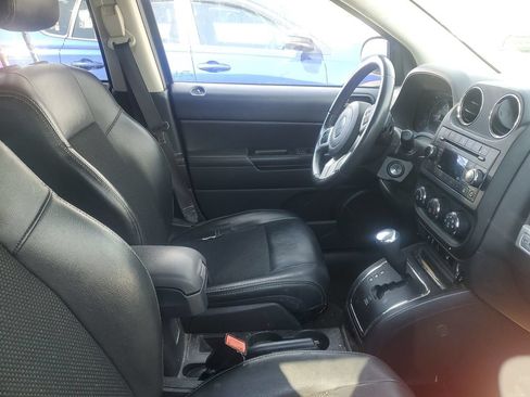 Used 2017 Jeep Compass Sport w/ Power Value Group FWD image 19