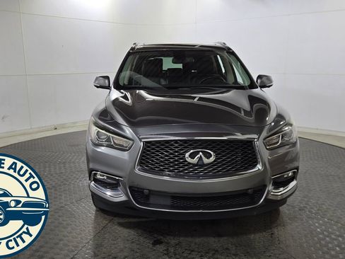 Used 2017 INFINITI QX60 FWD w/ Premium Plus Package image 2