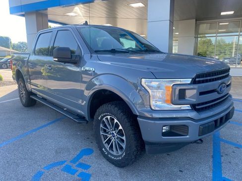 Used 2020 Ford F150 XLT w/ Equipment Group 302A Luxury AWD/4WD image 3