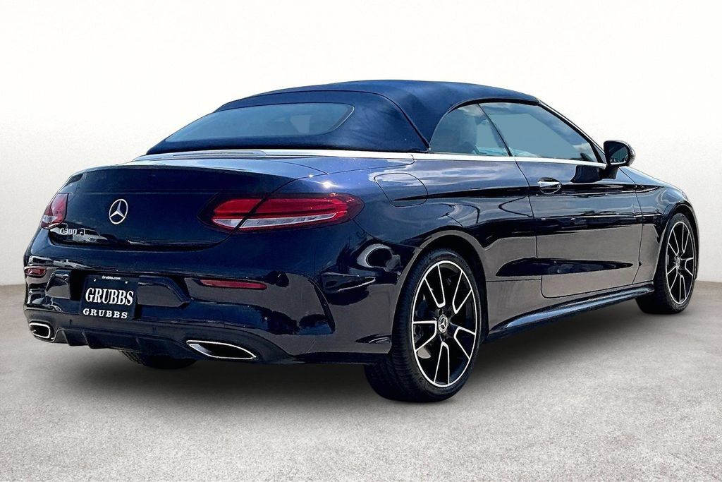 Used 2020 Mercedes-Benz C 300 Cabriolet image 2