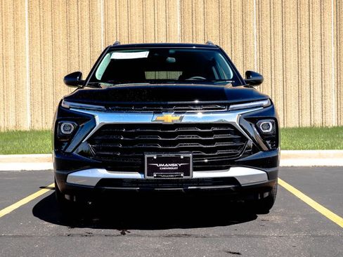 New 2026 Chevrolet TrailBlazer LT w/ LT Cold Weather Package AWD/4WD image 3