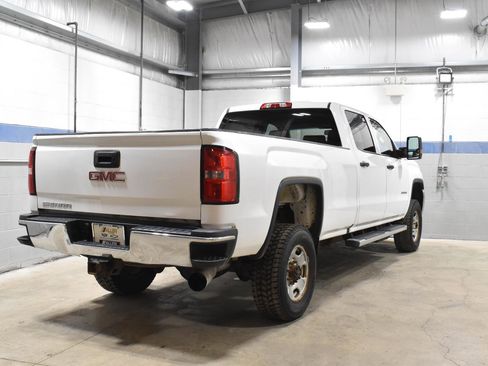 Used 2019 GMC Sierra 2500 4x4 Crew Cab w/ Sierra Convenience Package image 24