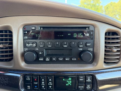 Used 2005 Buick Le Sabre Limited w/ Celebration Edition Package FWD image 38