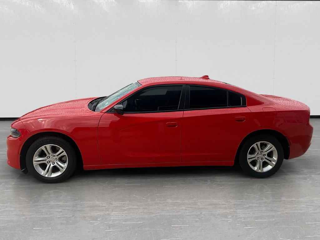 Used 2023 Dodge Charger SXT RWD image 2