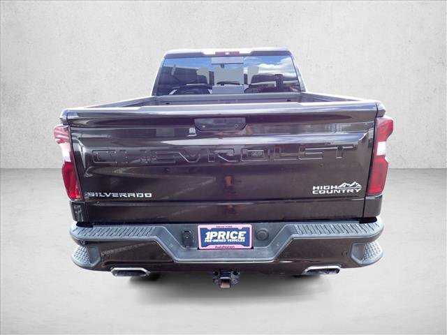 Used 2019 Chevrolet Silverado 1500 High Country w/ Technology Package AWD/4WD image 3