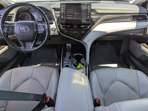 Used 2024 Toyota Camry XSE FWD image 16