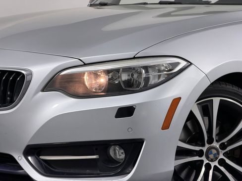 Used 2015 BMW 228i xDrive Convertible image 11