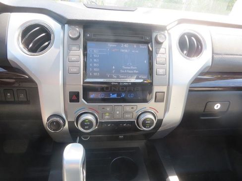 Used 2014 Toyota Tundra Limited AWD/4WD image 21