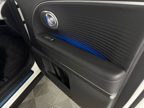 Used 2026 Hyundai Ioniq 9 SEL image 35