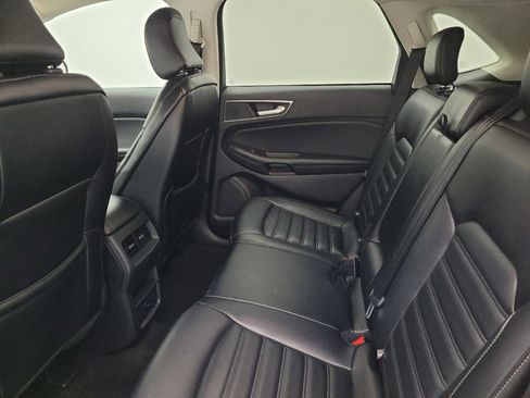 Used 2024 Ford Edge SEL image 18
