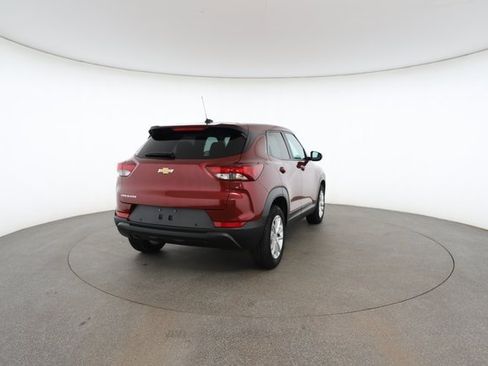 Used 2025 Chevrolet TrailBlazer LS w/ LS Convenience Package image 16