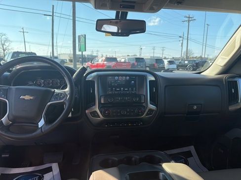 Used 2017 Chevrolet Silverado 1500 LTZ Z71 w/ LTZ Plus Package image 29