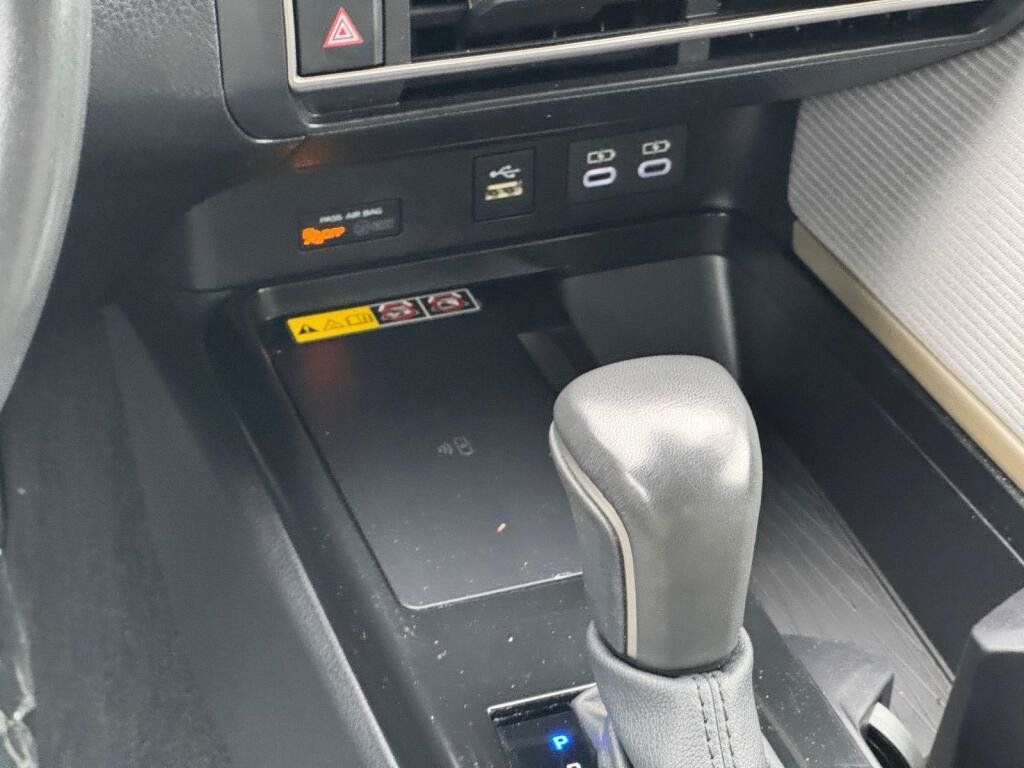 Certified 2026 Toyota Camry SE AWD/4WD image 11