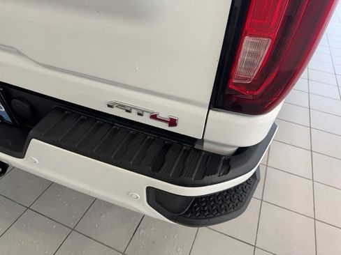 Used 2023 GMC Sierra 2500 AT4 w/ AT4 Premium Plus Package AWD/4WD image 48