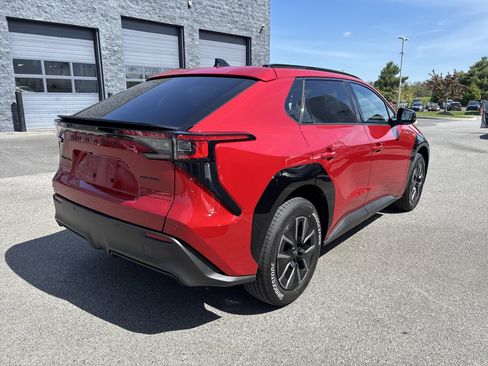 New 2026 Subaru Solterra AWD/4WD image 7
