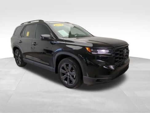 Certified 2025 Honda Pilot Sport image 8