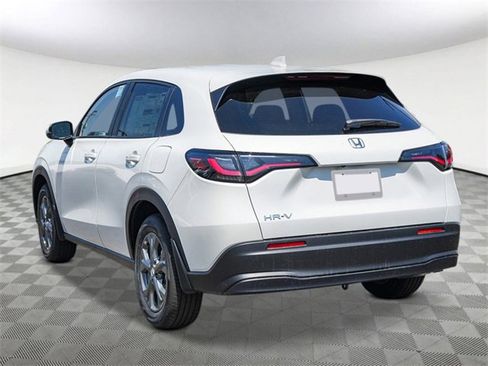 New 2026 Honda HR-V LX image 4