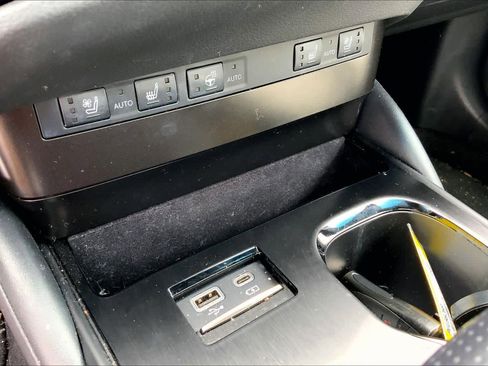 Certified 2023 Lexus ES 350 F Sport w/ Accessory Package (Z2) FWD image 34