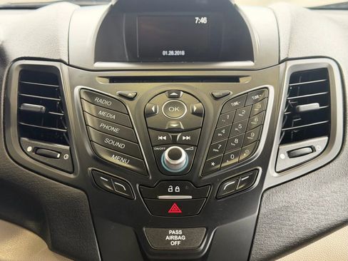 Used 2018 Ford Fiesta SE image 17