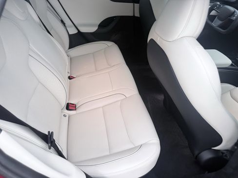 Used 2023 Tesla Model S Plaid image 44