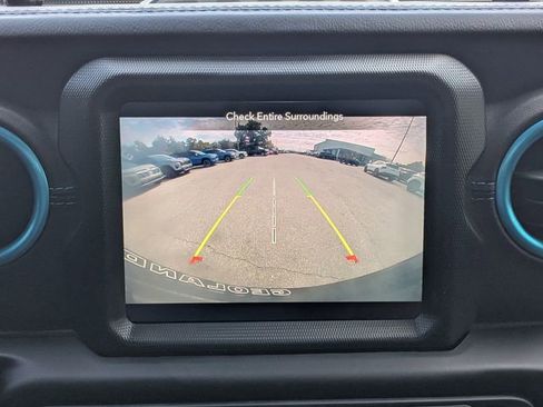 Used 2021 Jeep Wrangler Unlimited Rubicon 4xe w/ Advanced Safety Group image 30