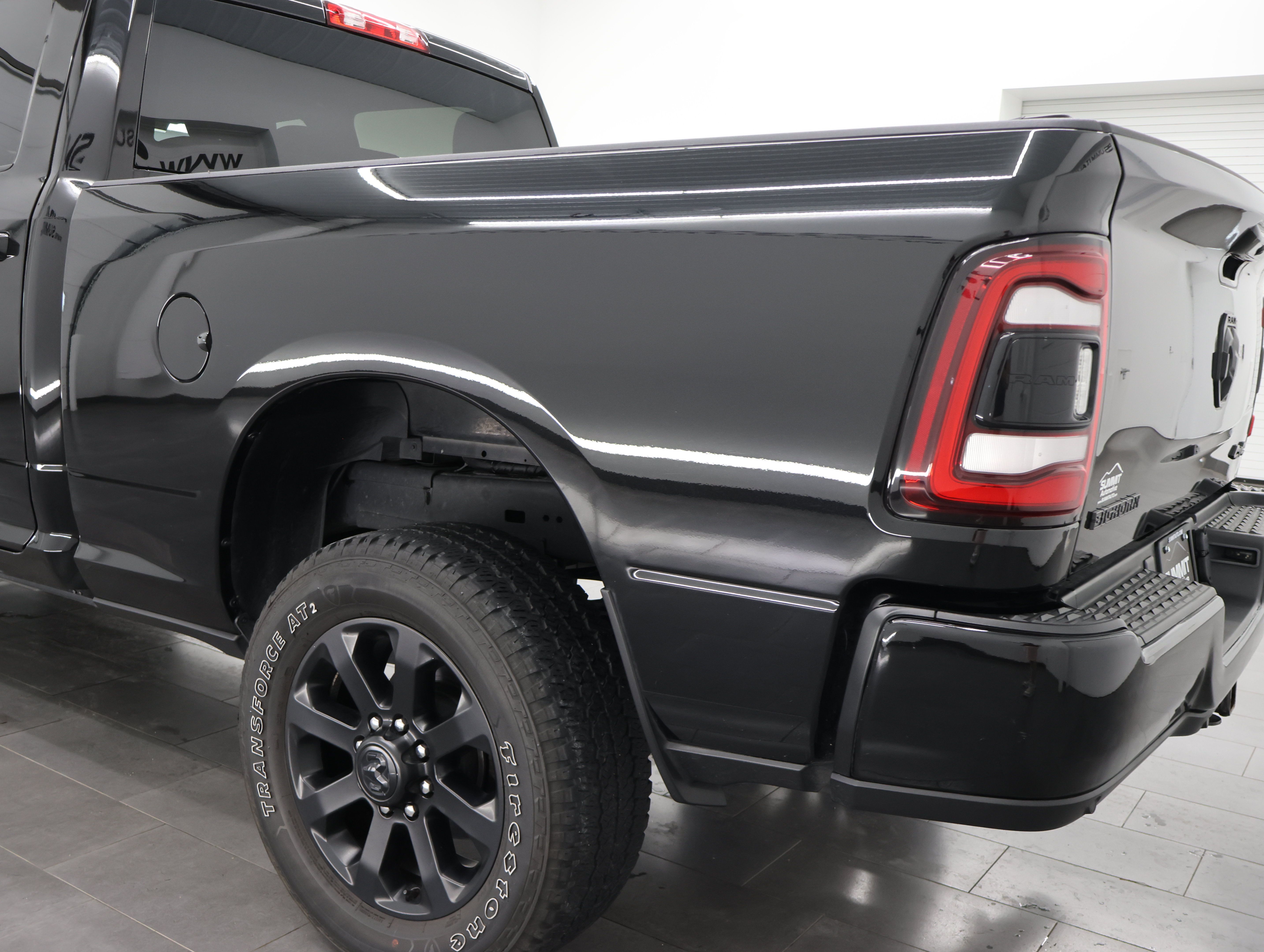 Used 2024 RAM 2500 Big Horn w/ Night Edition AWD/4WD image 30