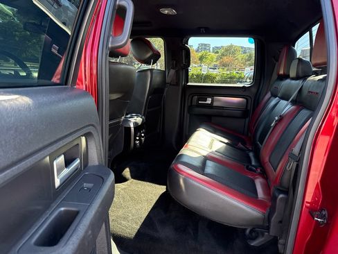 Used 2014 Ford F150 Raptor w/ Equipment Group 801A Luxury AWD/4WD image 17