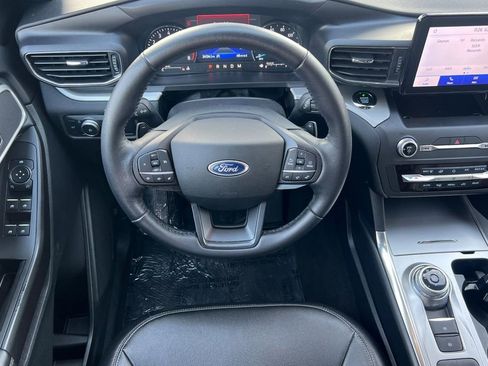 Certified 2020 Ford Explorer XLT w/ Equipment Group 202A image 16