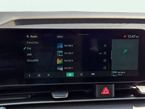 New 2026 Kia Carnival EX image 27