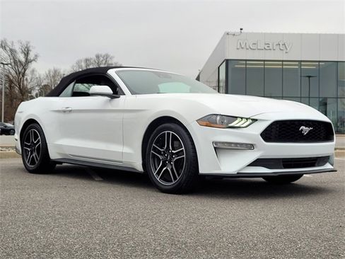 Used 2023 Ford Mustang Premium image 2