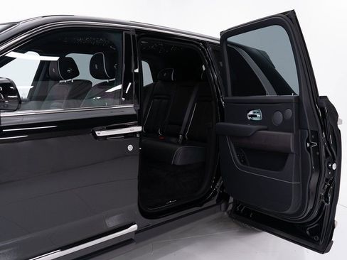 Certified 2024 Rolls-Royce Cullinan image 21