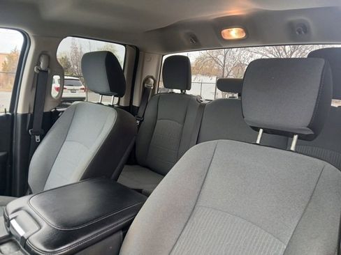 Used 2024 RAM 1500 Classic SLT image 30